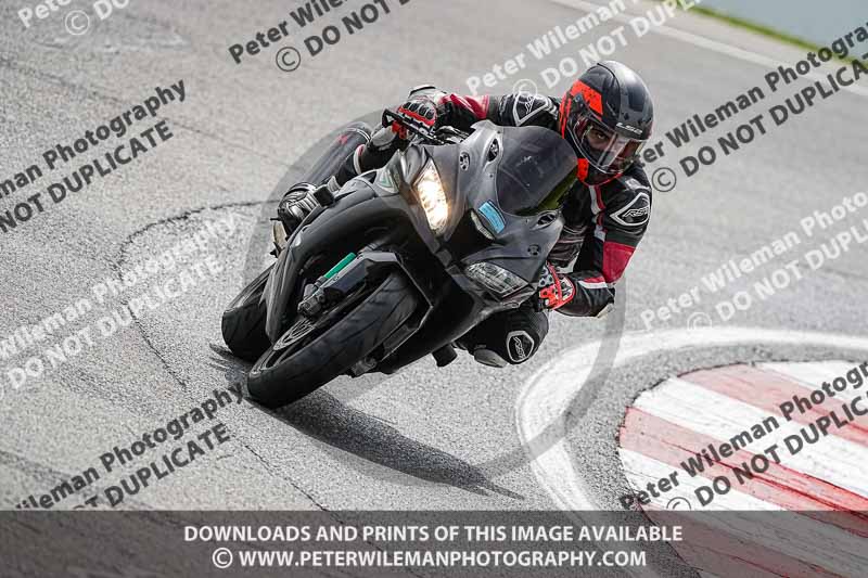 donington no limits trackday;donington park photographs;donington trackday photographs;no limits trackdays;peter wileman photography;trackday digital images;trackday photos